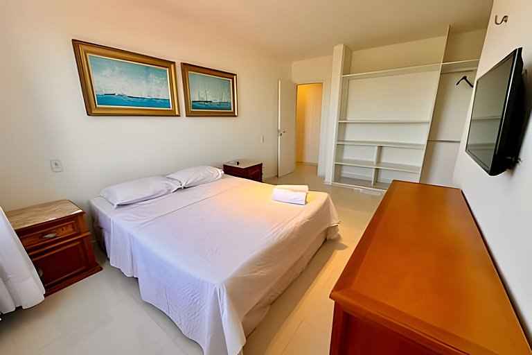Apê a 90m da Praia: 5 Quartos,Wifi, Ar - UH 601