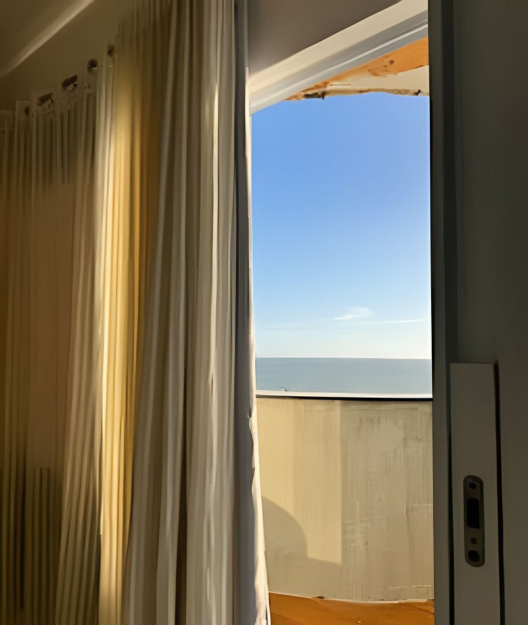 Suíte em Fortaleza com Vista Mar - UH 801