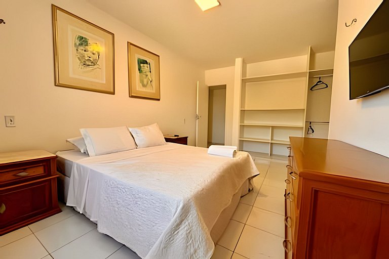 Apê na Praia: 5 Quartos,Wifi, Ar e Estacion.-UH101