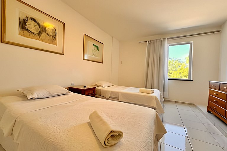 Apê na Praia: 5 Quartos,Wifi, Ar e Estacion.-UH101