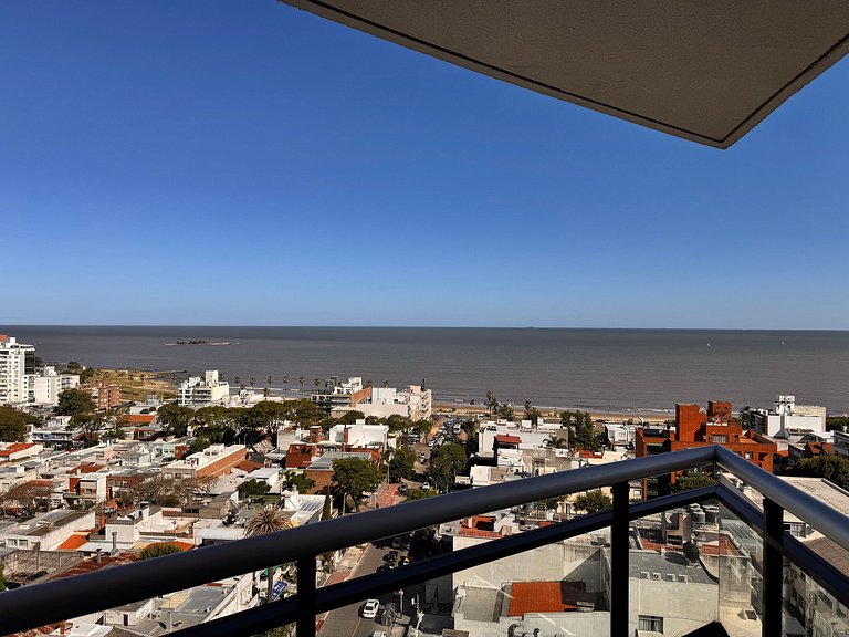 Apartamento de Luxo com Vista para o Mar em Buceo