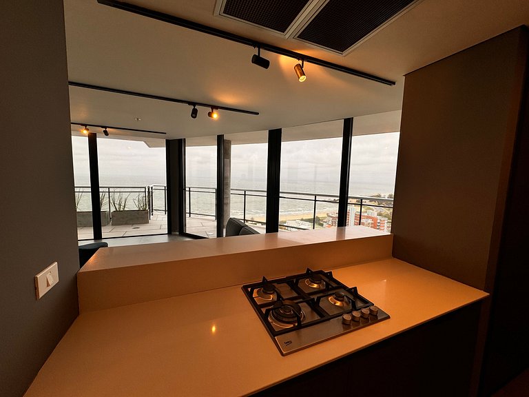 Vista Mar, 2 Quartos, Academia e Piscina em Buceo