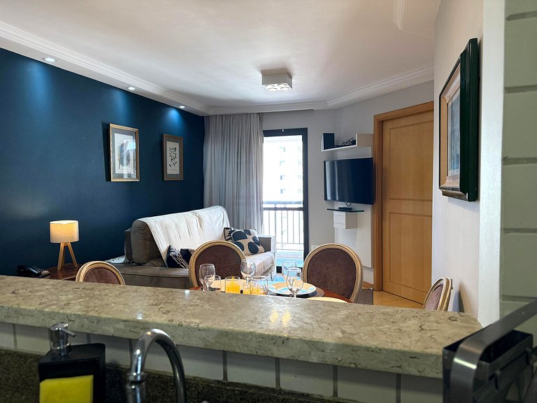 Apê Moema: 2 Quartos, Ar e Estacionamento - UH117