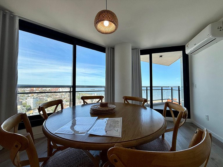 Apartamento de Luxo com Vista para o Mar em Buceo