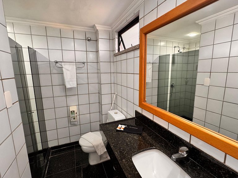 Suíte com vista mar, estacionamento, e Piscina-511