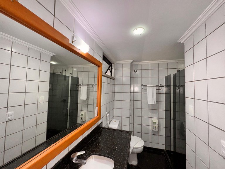 Suíte com vista, estacionamento, e Piscina-513