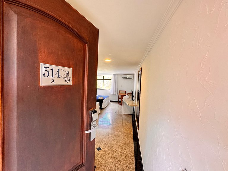 Suíte com vista, estacionamento, e Piscina-514