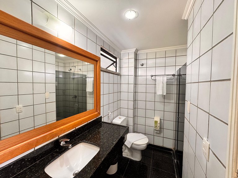 Suíte com vista, estacionamento, e Piscina-521